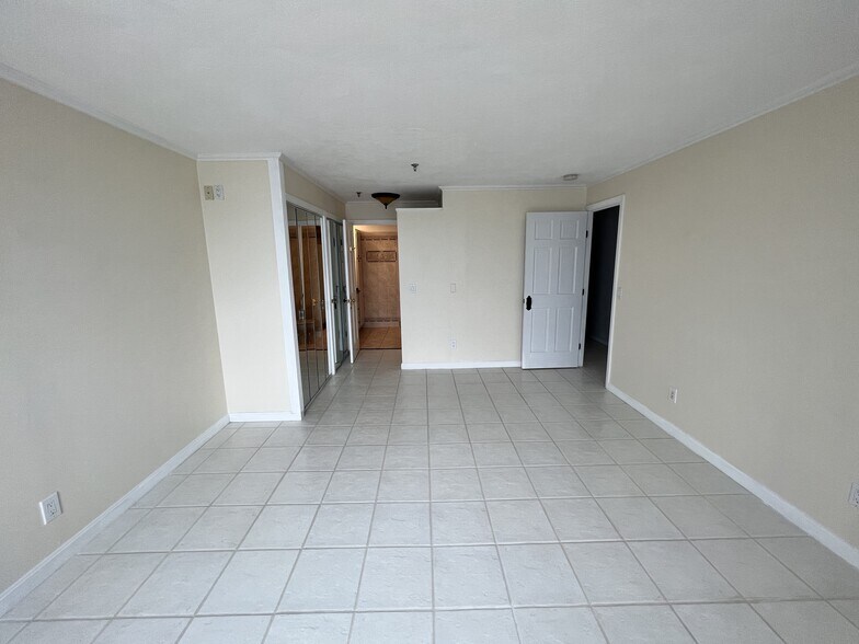 Building Photo - 510 Revere Beach Blvd