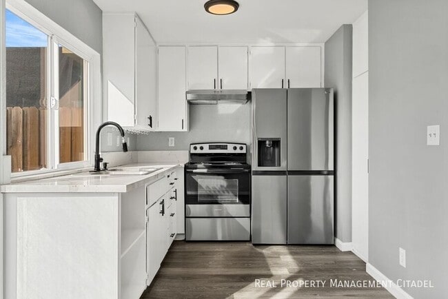 Building Photo - 11104 Grant Way