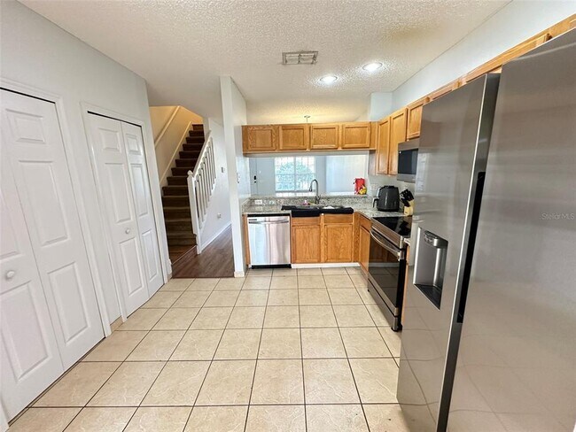 Building Photo - 1317 Costa Mesa Dr