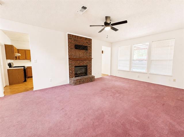 Building Photo - 824 Elm Falls Pl