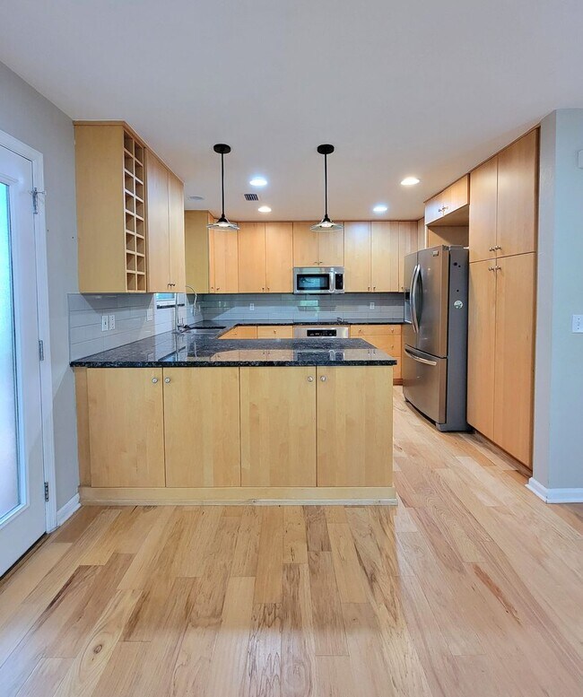 Building Photo - 4 bedroom house for rent on Killearn Estat...