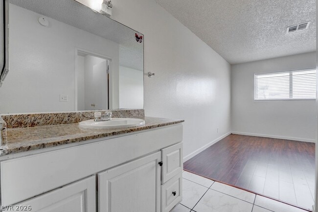 Building Photo - 5198 Greene Ln