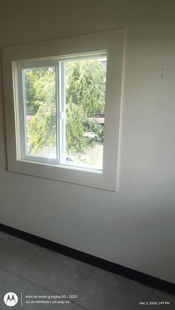 Building Photo - Conveniently located, utilities incl,  A/C...