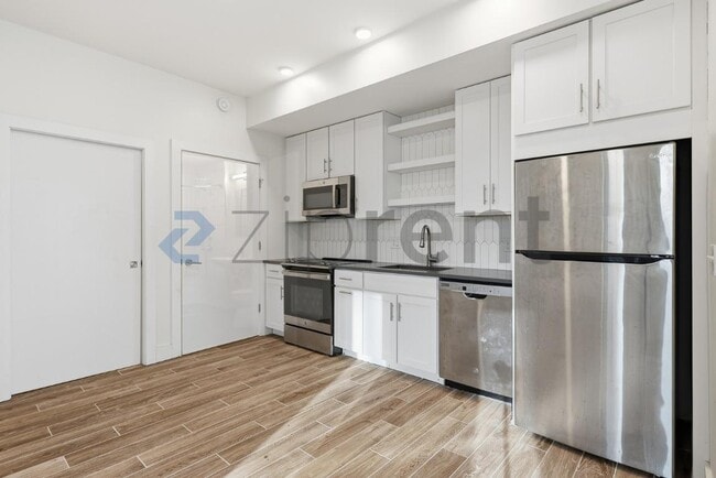 Building Photo - 245 Norwell St