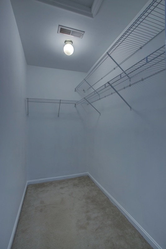 Building Photo - 103 Black Oak Dr