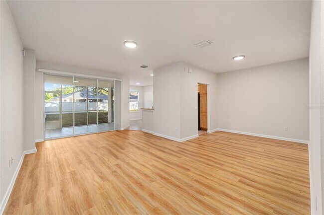 Building Photo - 4570 SW 52nd Cir