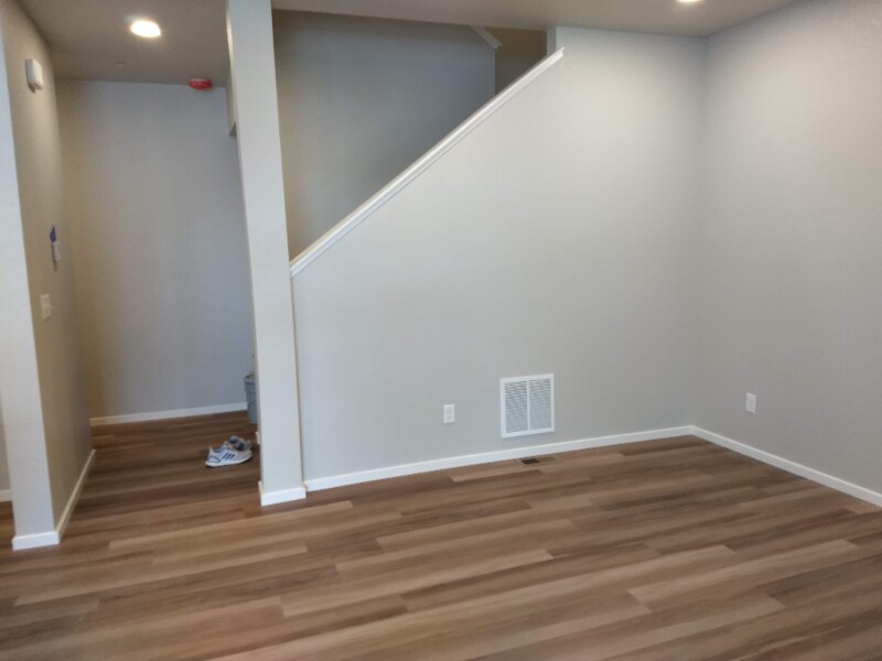 Building Photo - 402 Skyraider Way