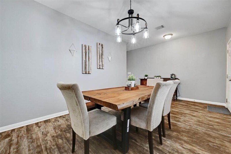 Building Photo - 14016 Sherri Berry Wy