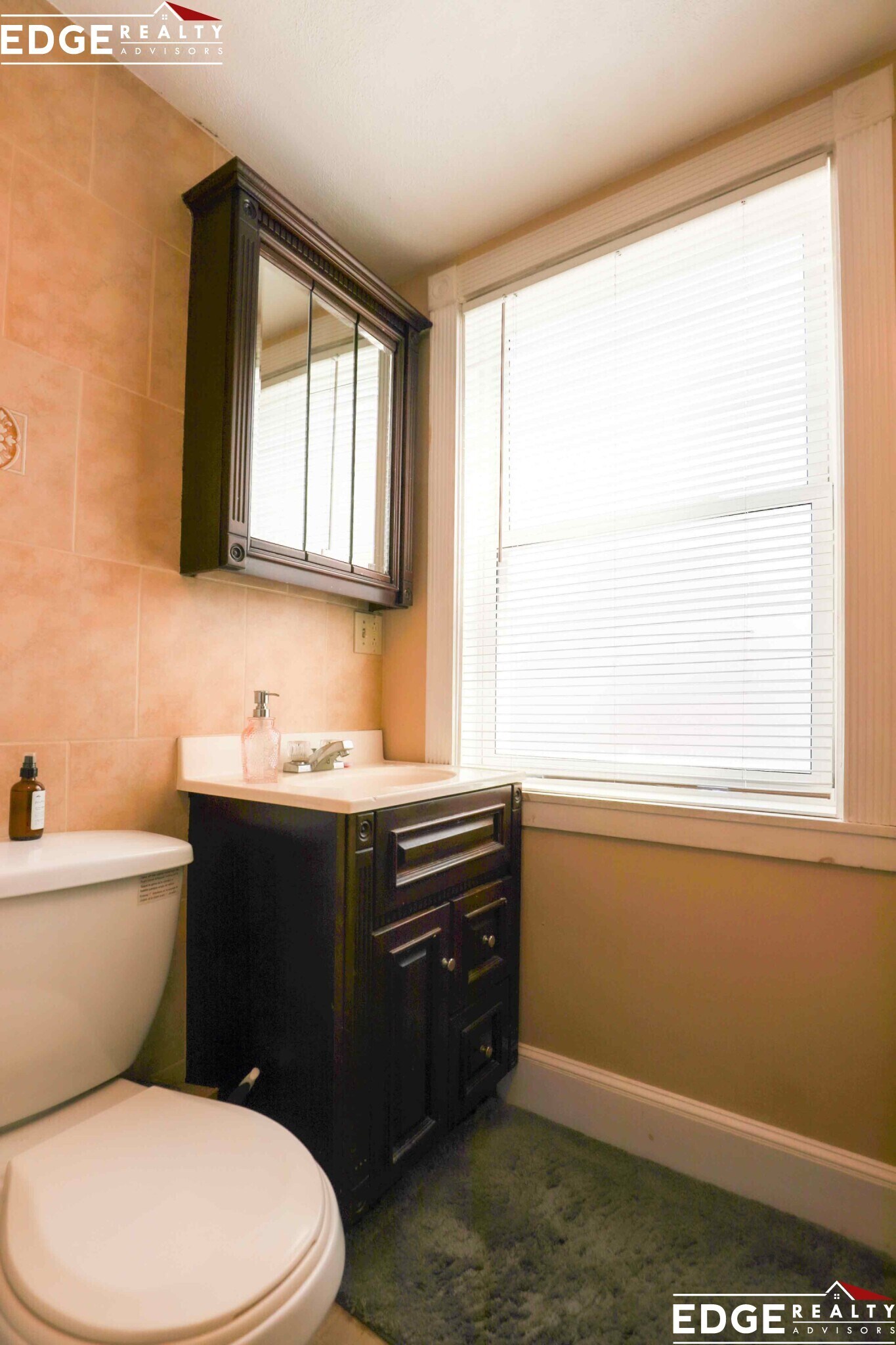 Building Photo - 3 Cottage St