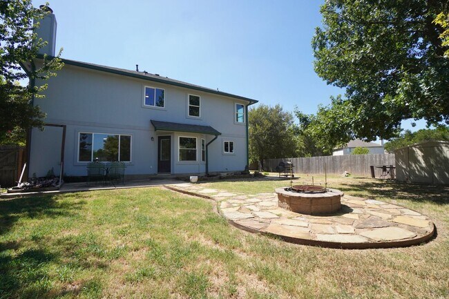 Building Photo - 2440 Madeline Loop