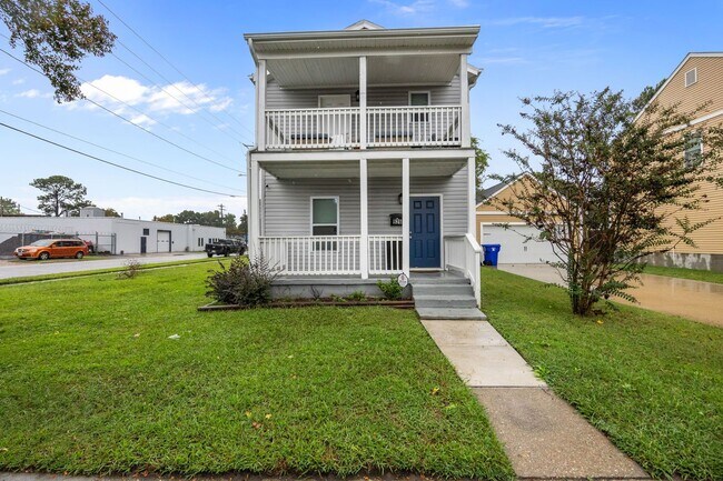 Building Photo - For Rent in Norfolk – Spacious 4 Bedroom Home!