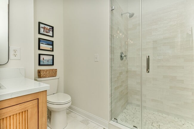 Building Photo - Sweetgrass Square in Market Common