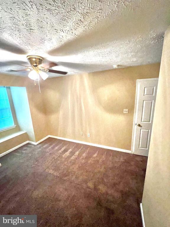 Building Photo - 4306 Lord Fairfax Ct