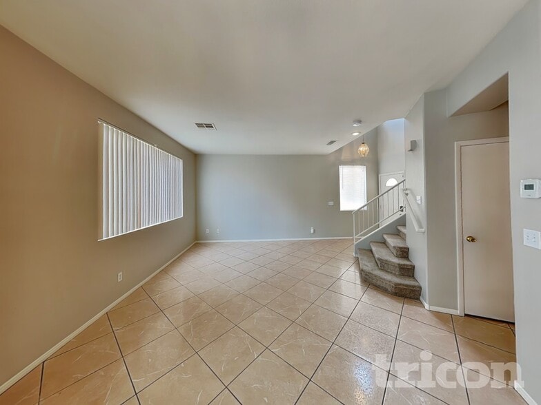 Building Photo - 5890 Autumn Harvest Ave