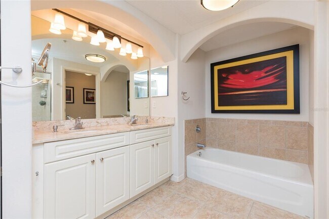 Building Photo - 80 Surfview Dr