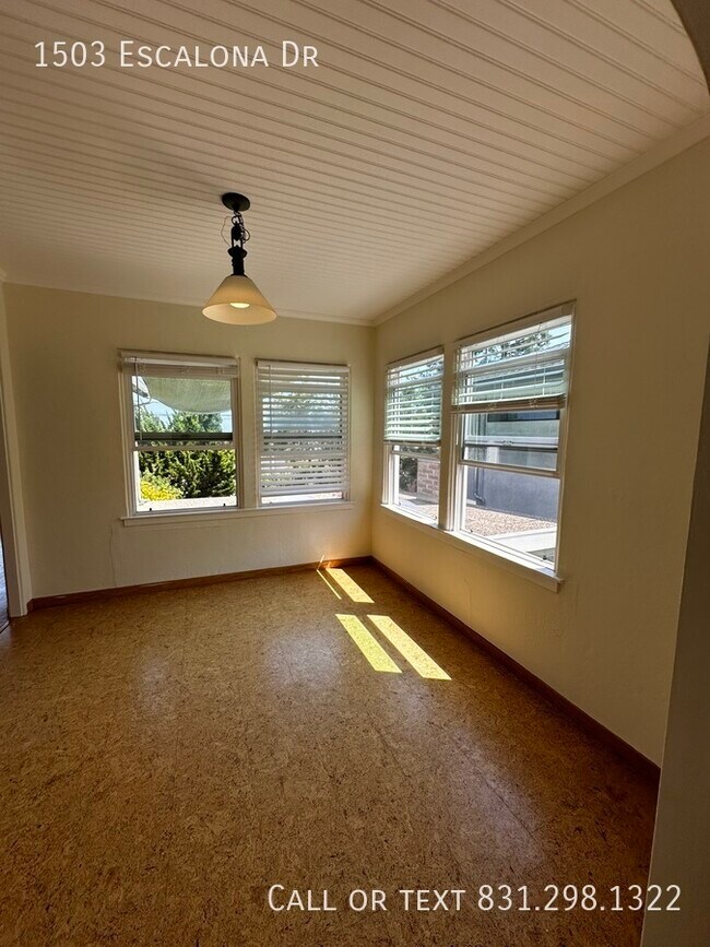 Building Photo - west side charm with garage