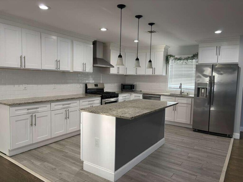 Building Photo - 171 N 17th St