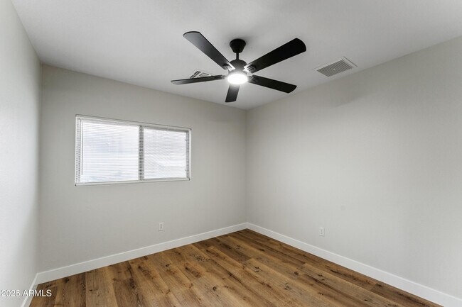 Building Photo - 8463 E Natal Cir