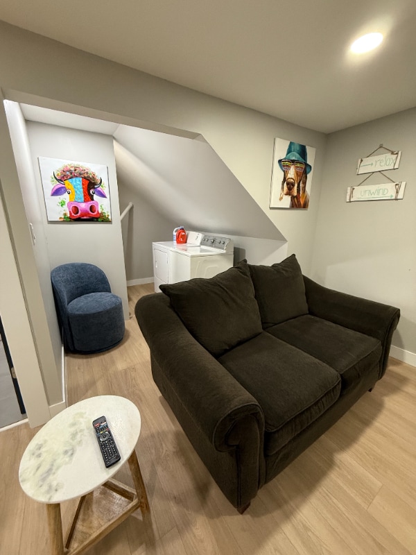 Building Photo - 2327 Jackson St