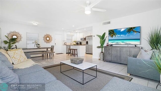 Building Photo - 2716 N Ocean Blvd