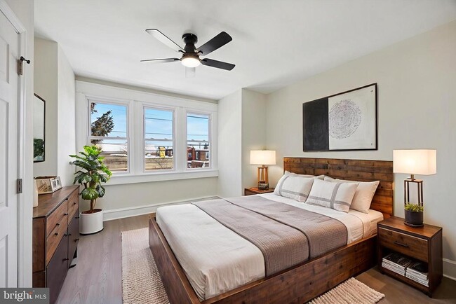 Building Photo - 4626 Van Kirk St