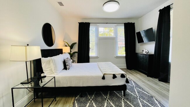 Building Photo - 2784 Post St