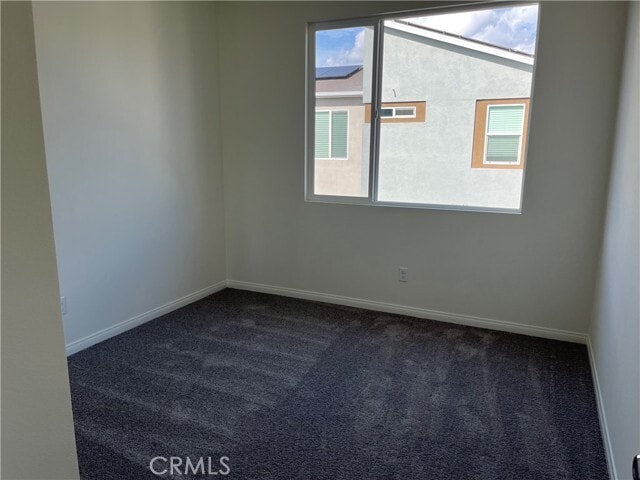 Building Photo - 913 E 2nd St