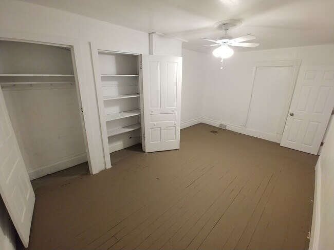 Building Photo - Charming Rental - Allentown