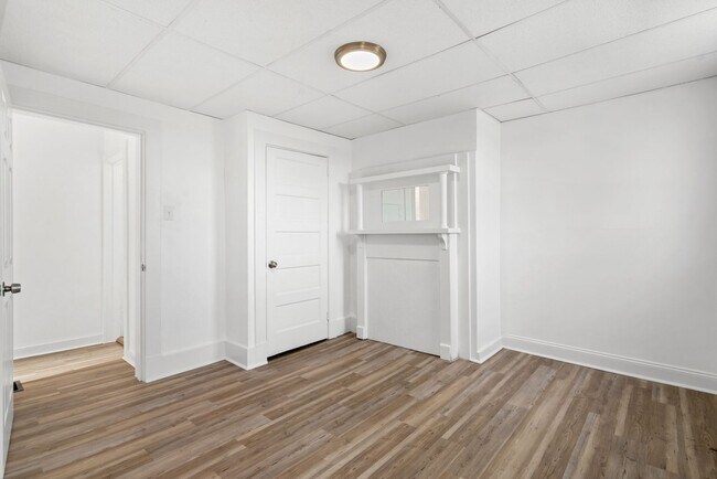 Building Photo - Stunning 3 bedroom home in Penn Hills available now!