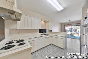 Building Photo - 102 Ruelle