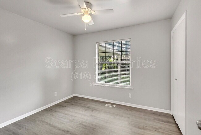 Building Photo - 1809 S Birch Ave