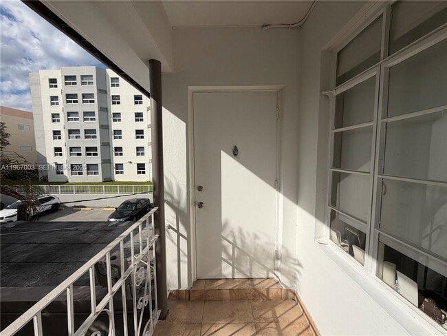 Building Photo - 301 86th St