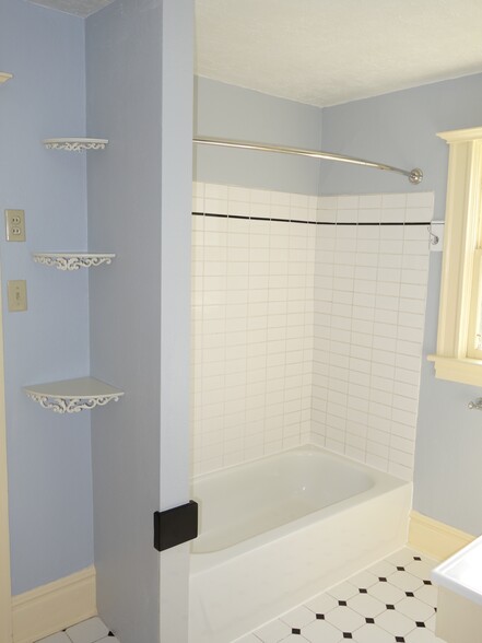 Bathroom - 30 NE Stanton St