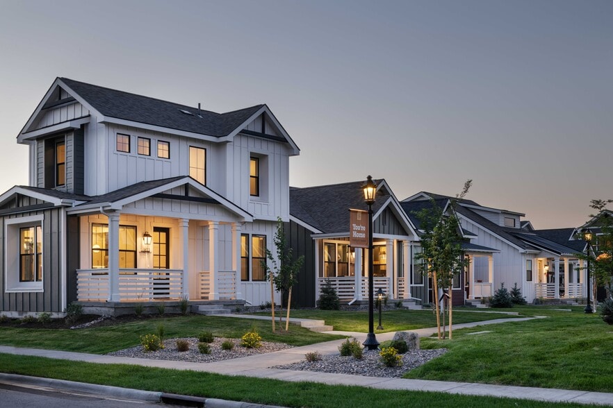 Building Photo - Blackwood Groves