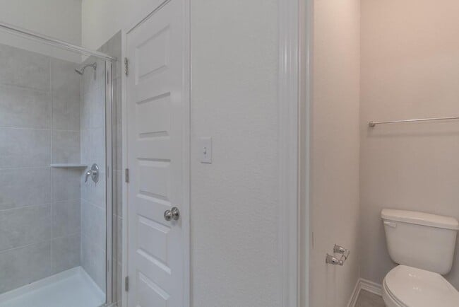 Building Photo - 1925 Cypress Gate Dr