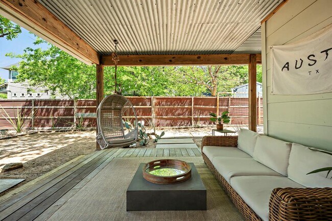 Building Photo - 1211 Alexander Ave