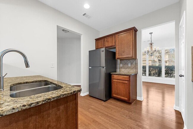 Building Photo - 3476 Harvest Ridge Ln NE