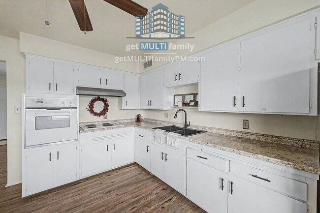 Building Photo - 4325 N 26th St