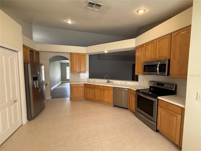 Building Photo - 219 Bay Arbor Blvd