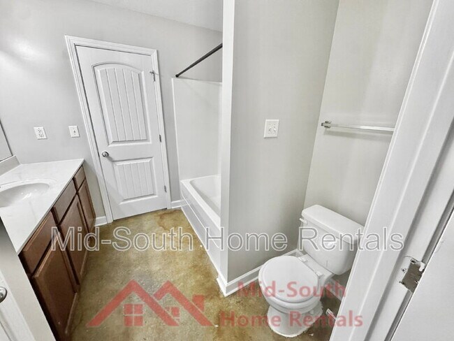 Building Photo - 3915 Jordan View Dr