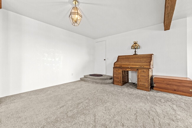 Building Photo - 897 Van Horn Way