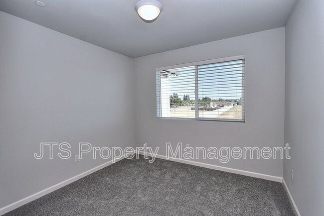 Building Photo - 47 Brookbay Way