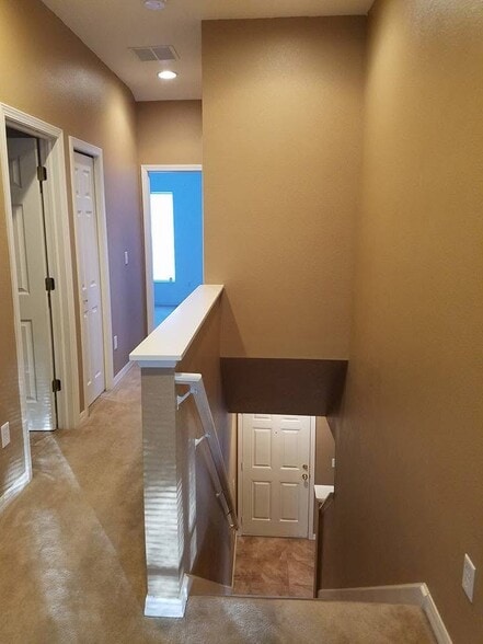 Building Photo - 170 Sawtooth Dr