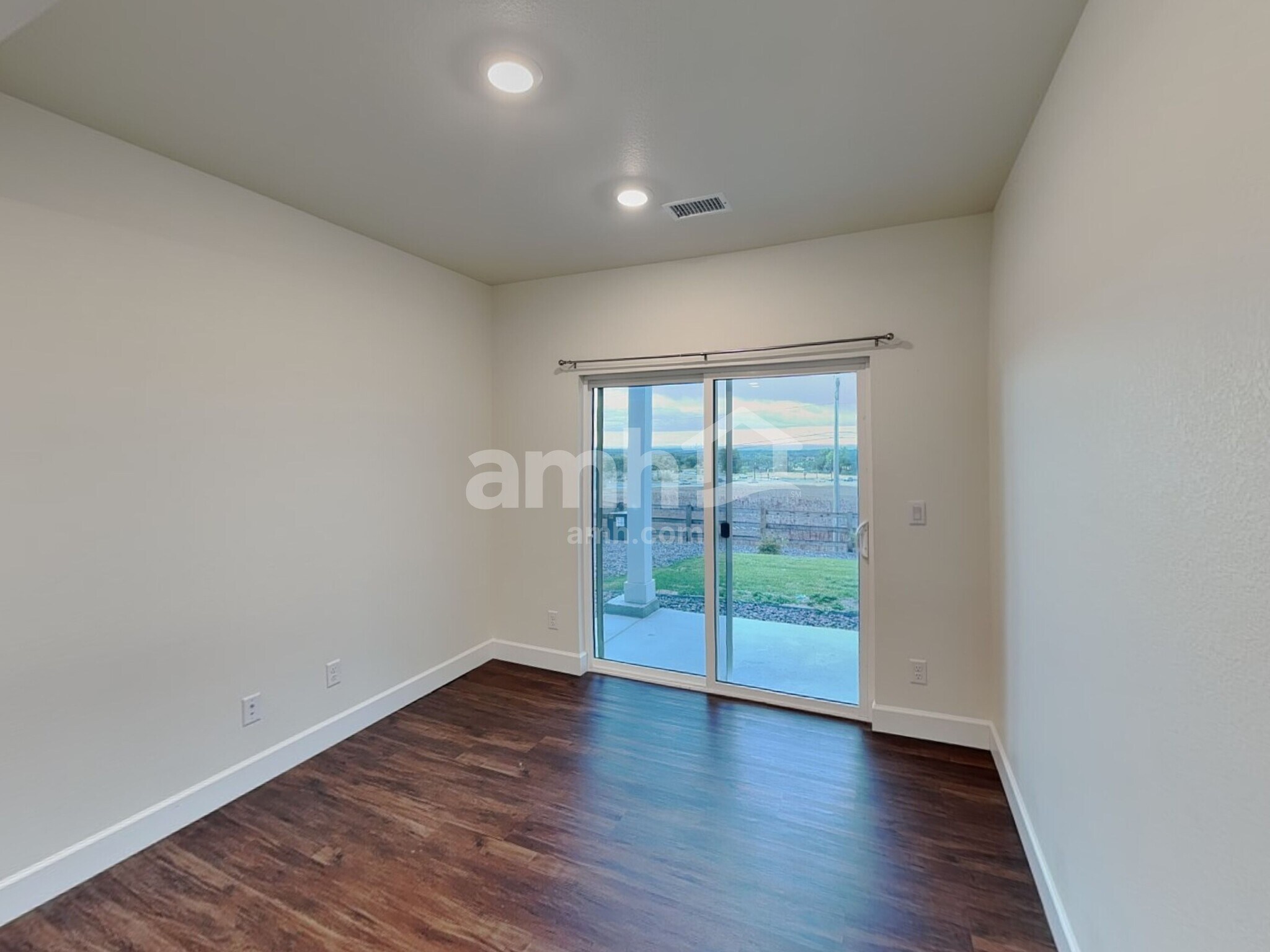 Building Photo - 14982 W 82nd Pl