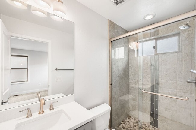 Building Photo - 3BD, 5BA LoHi Townhome with Rooftop Deck and 2-Car Garage