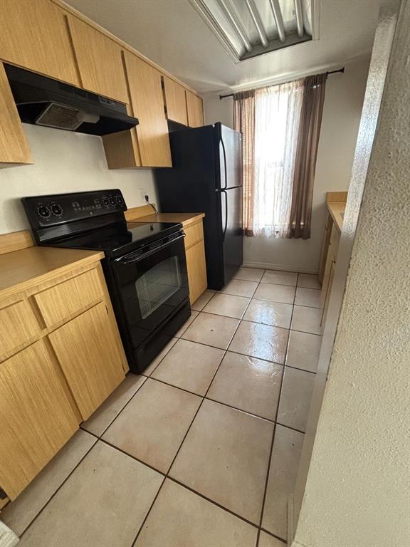 Building Photo - 4023 Henley Rd