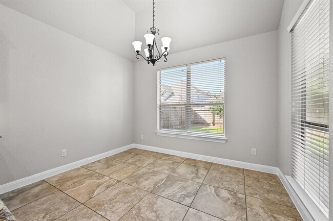 Building Photo - 645 Clear Springs Hollow