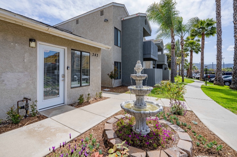 Primary Photo - 343 Autumn Dr