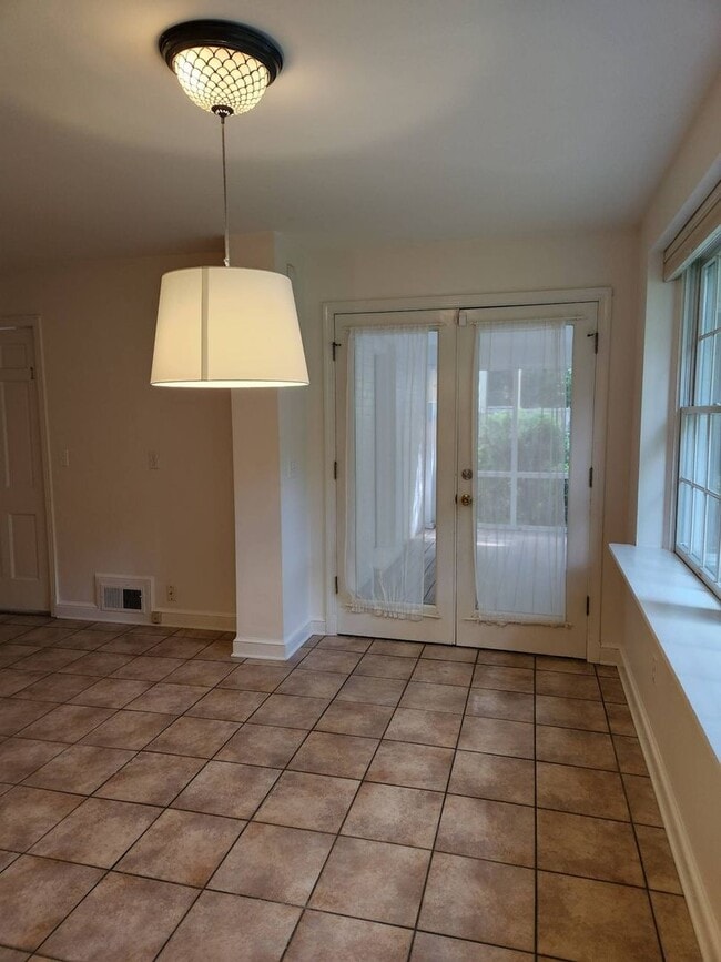 Building Photo - "Coming Soon" AU PARK!! 4 bed/4BATH one car garage!!