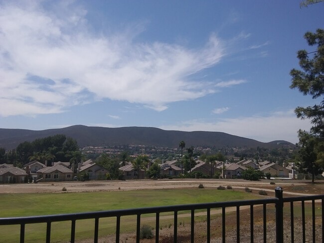 Primary Photo - **COMING SOON** 3BD 2BA House in Carmel Mt...